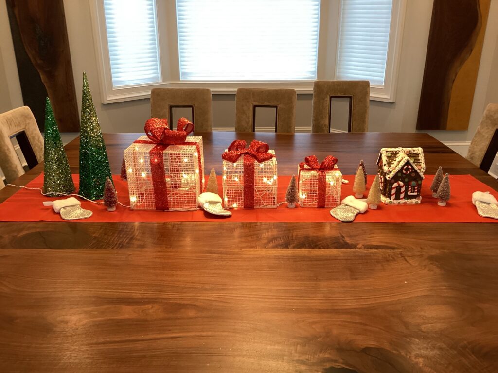 Customizeable Christmas Themed Tablescape Kit, Christmas Holiday Celebration Tablescapes Decorations, Holiday Tableware